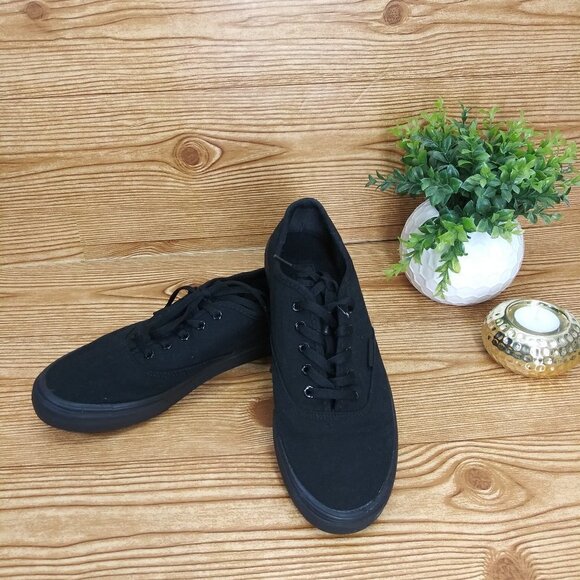 FILA CLASSIC CANVAS ATHLETIC SNEAKERS WOMENS SHOES BLACK SIZE 8 - Picture 1 of 10